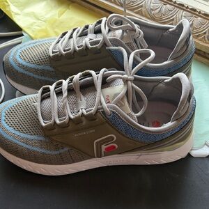 Womens FitVille Sneakers - Gray with Blue Accents